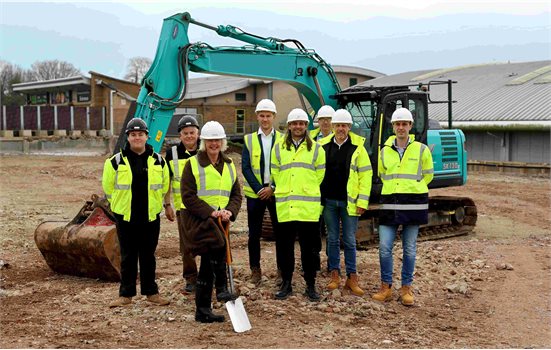 DealLeisureCentreGroundBreaking1f