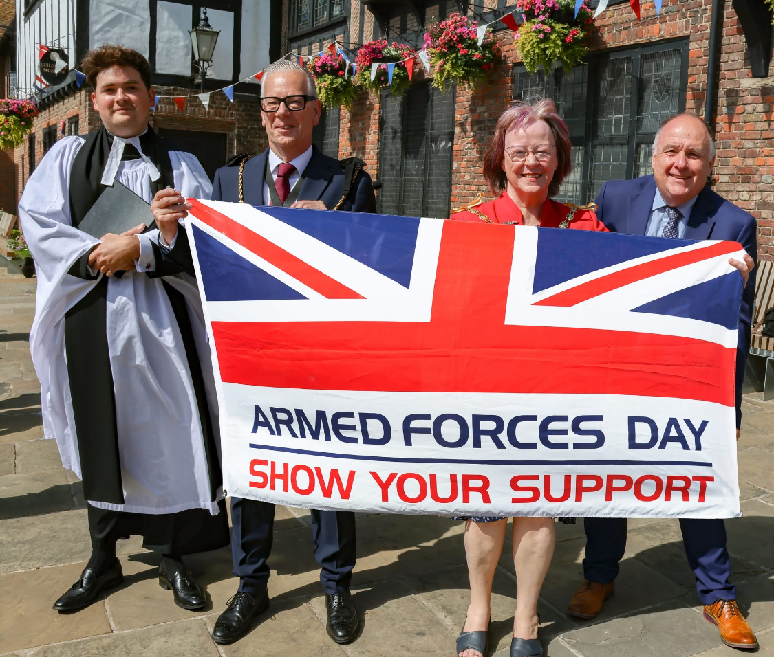Cllr-Beer_Armed Forces Day