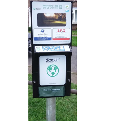 Dog fouling bag dispenser