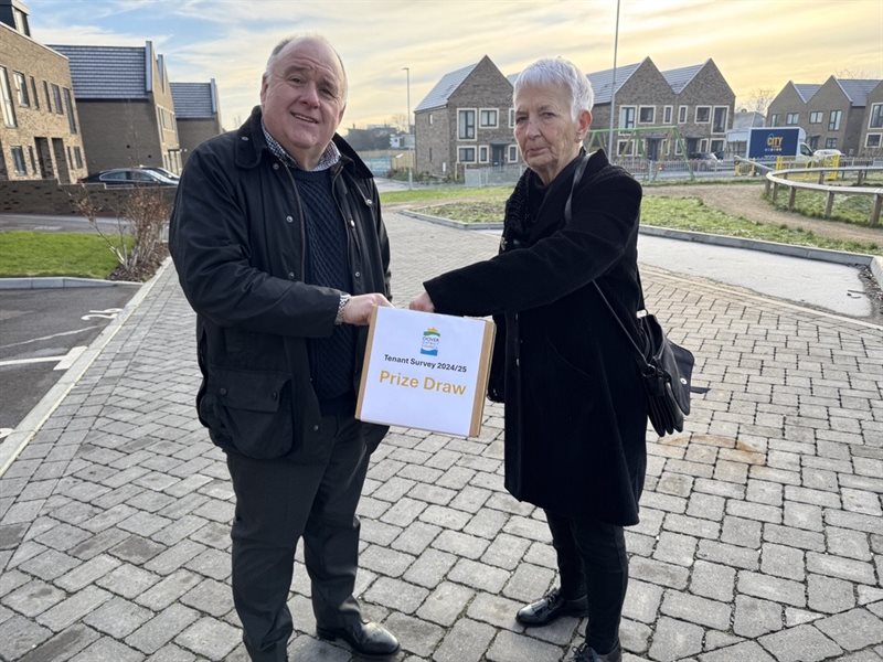 Cllr Brivio Cllr Mills Selecting Winners of Prize Draw LANDSCAPE